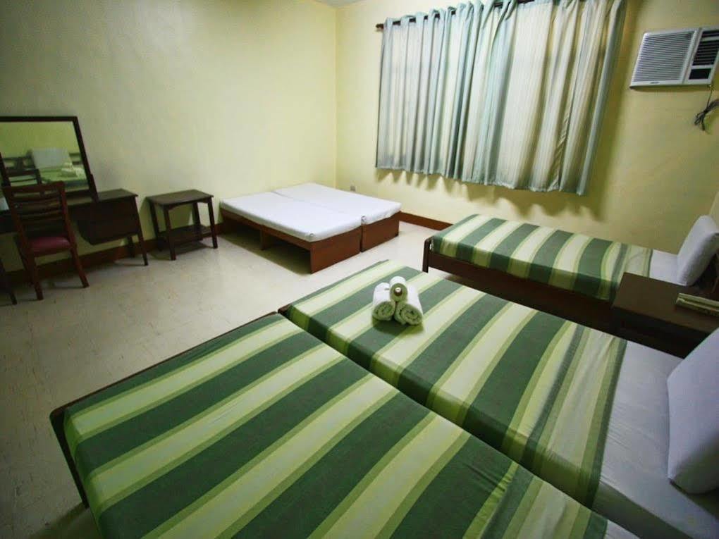 Travelbee Capitol Inn Cebu Ngoại thất bức ảnh